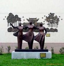 孔子雕塑在中国校园文化的意义